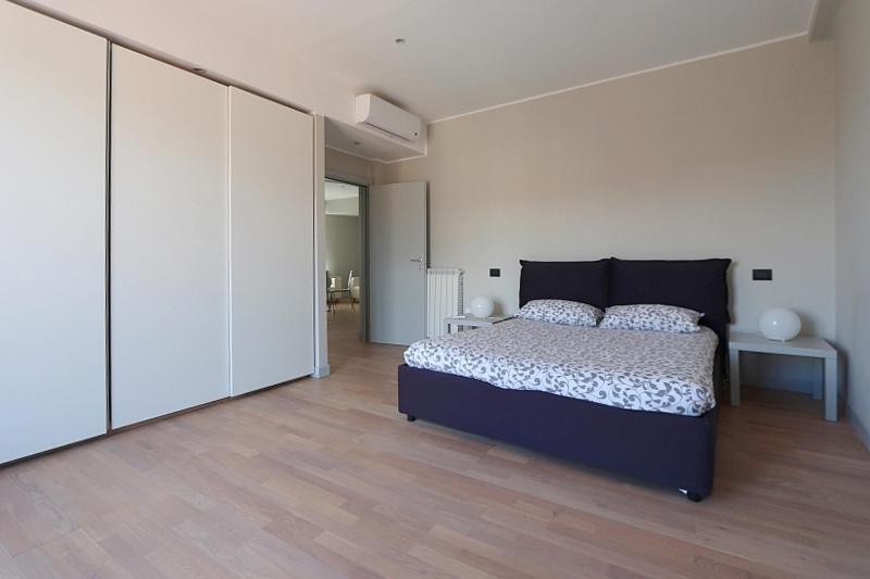 Nemo Apartment Империа Екстериор снимка